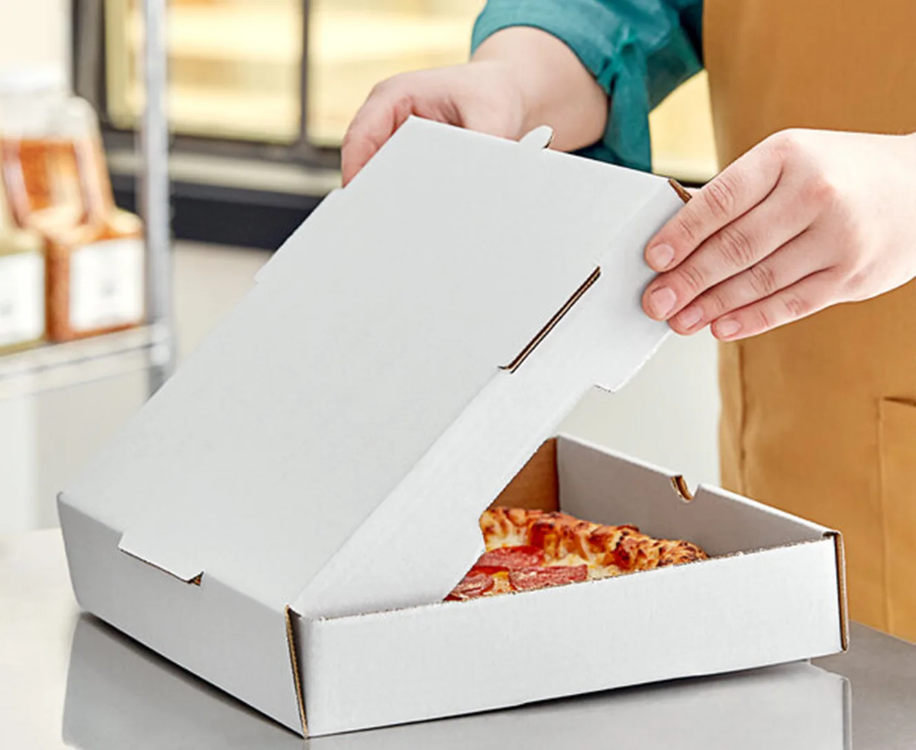 Материал индивидуальной коробки для пиццы.